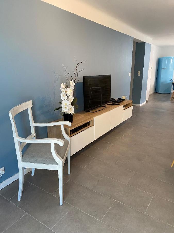 Appartement Rez De Villa Proche Port Et Plages De Sanary Bagian luar foto