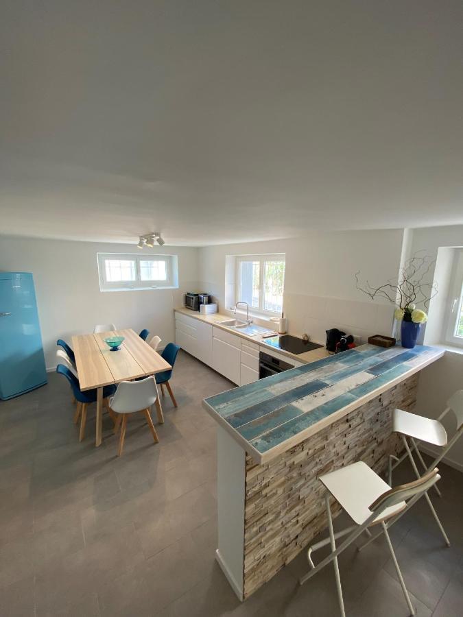 Appartement Rez De Villa Proche Port Et Plages De Sanary Bagian luar foto